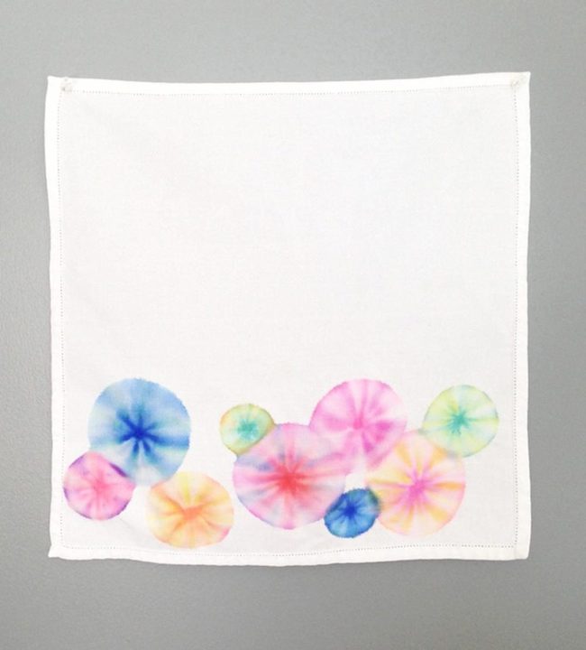 Pastel Tie-Dye Circles White