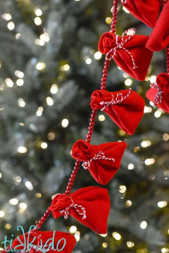 Felt Bag Countdown Garland