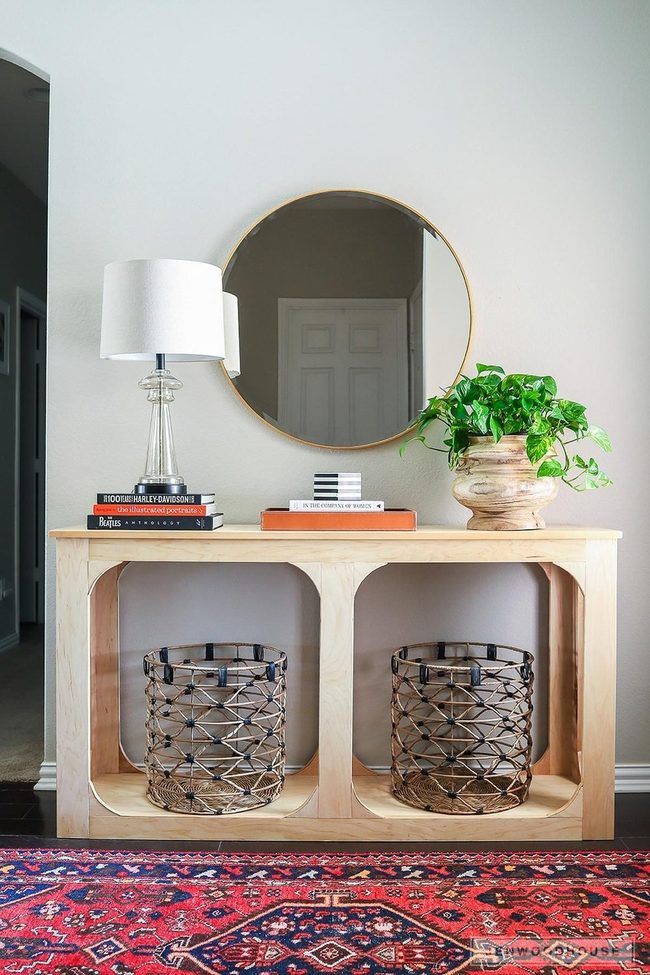 Light Wood Mirror Entry