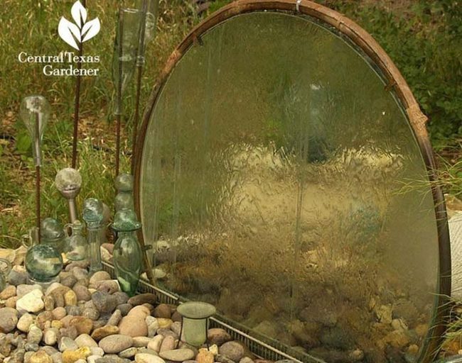 Cascading Glass Water Wall