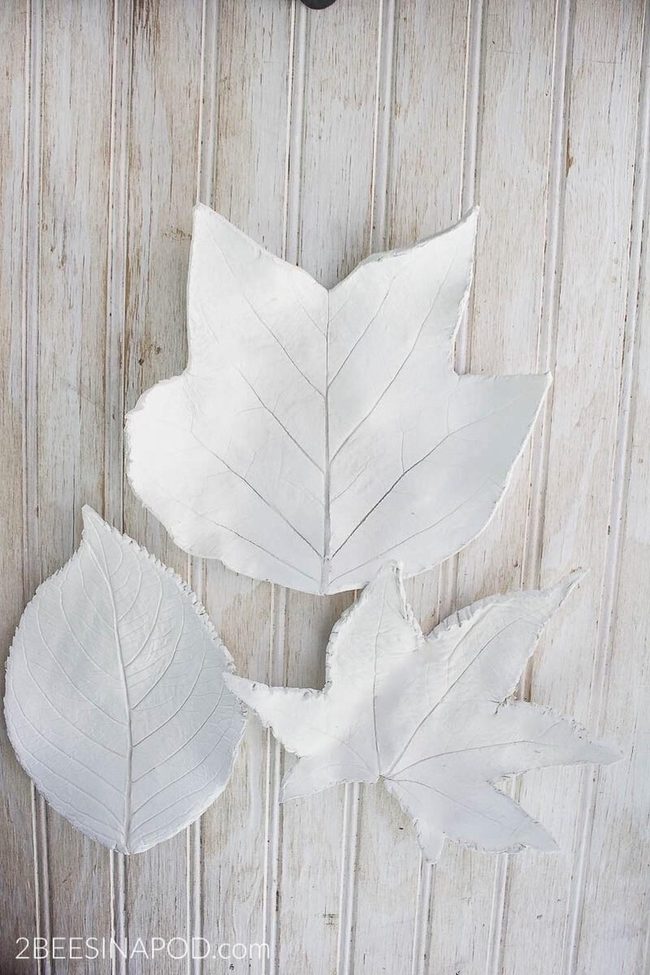 Natural Leaf Clay Bowls