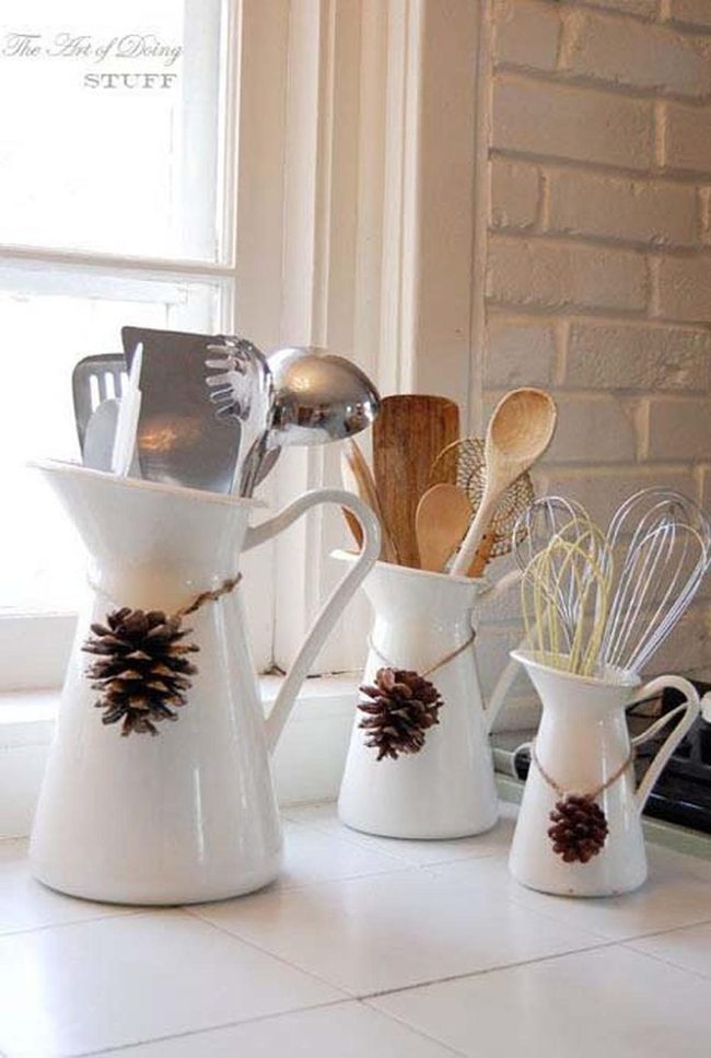 Brown Pinecones, Natural Kitchen Charm