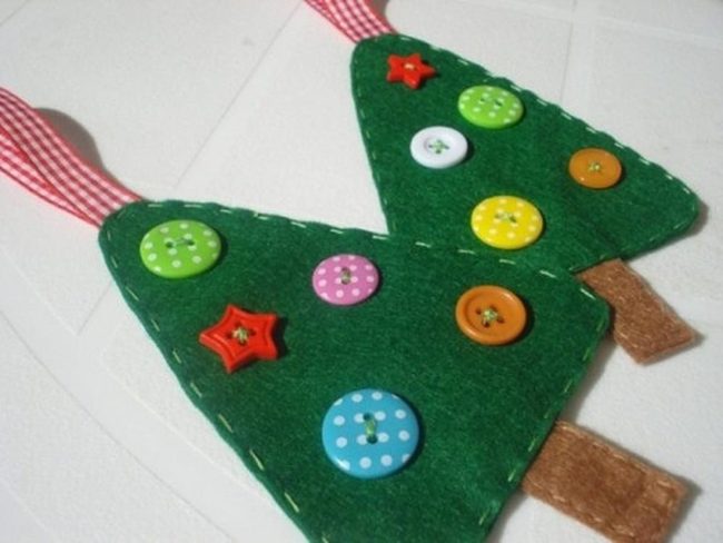 Green Felt Trees With Colorful Buttons