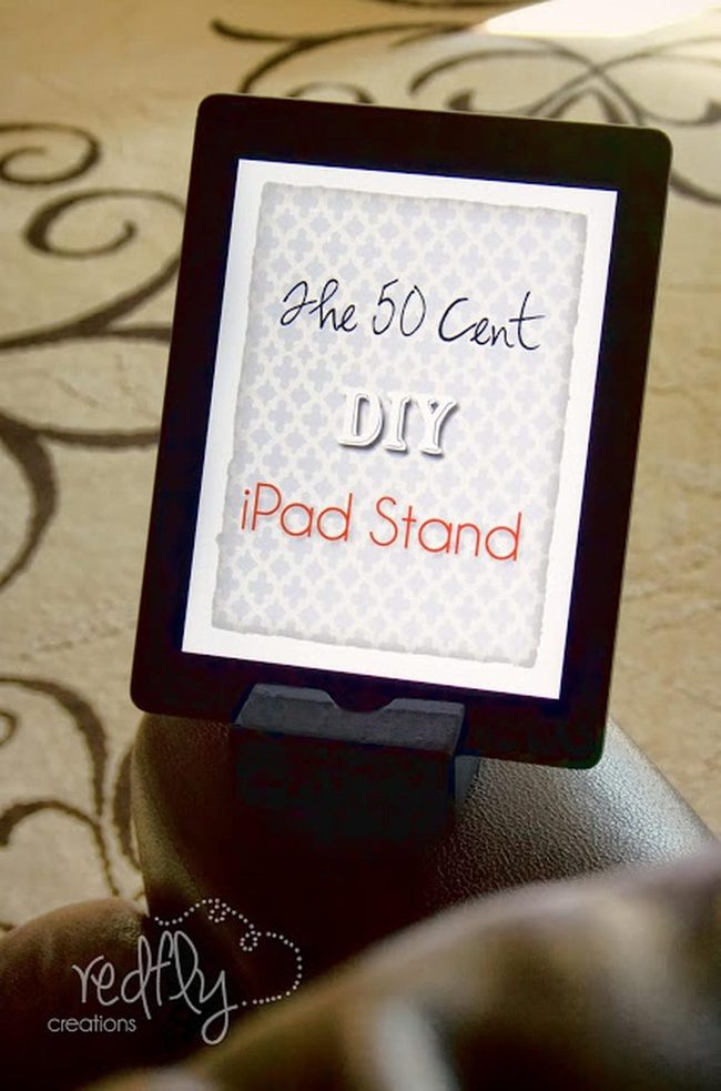 Recycled Credit Card Ipad Stand