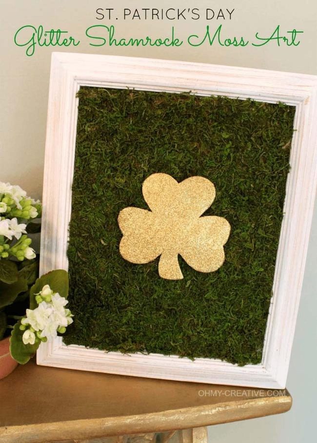Green Moss Shamrock Frame