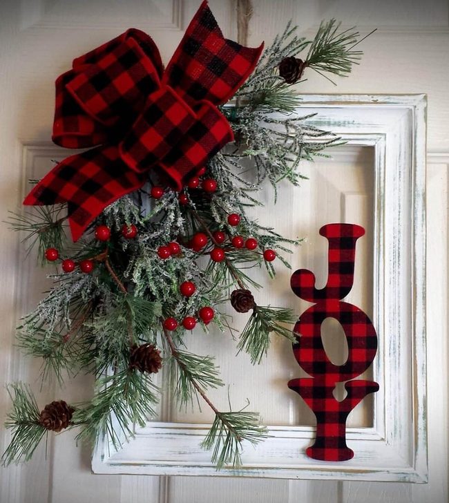 Red Plaid Holly Wreath