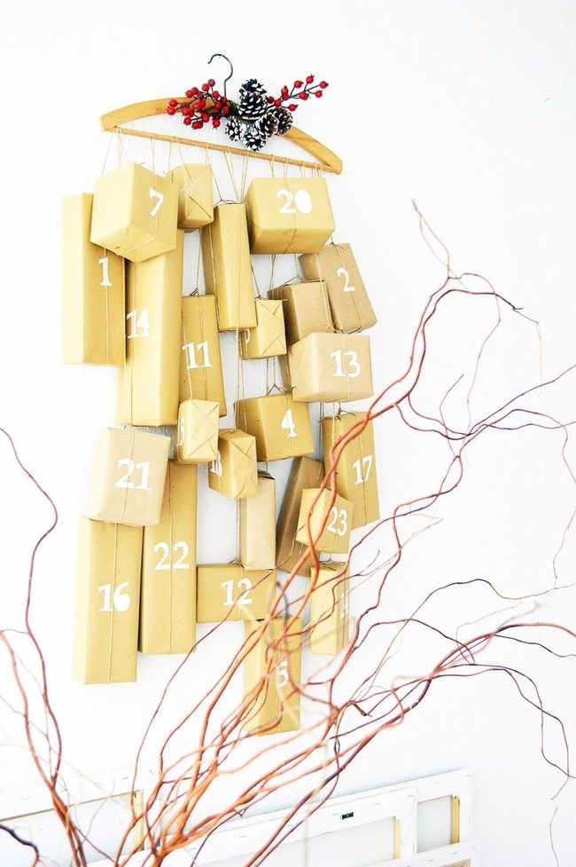 Brown Paper Countdown Display