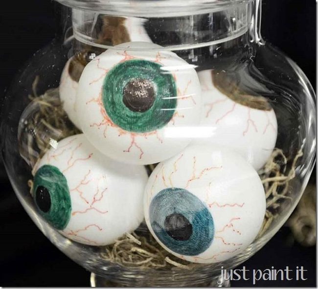Glassy Eyeballs Staring Moss