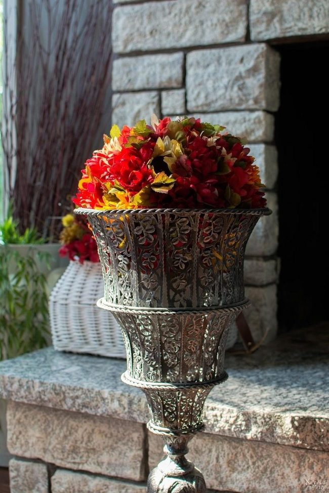 Red Flowers, Metal Shine