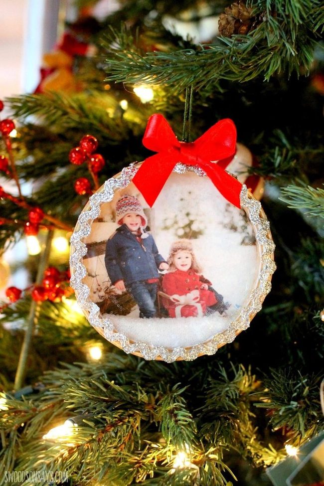 Photo Frame Red Bow Ornament