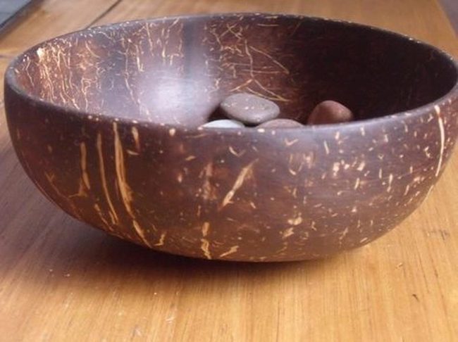 Brown Coconut Shell Bowls