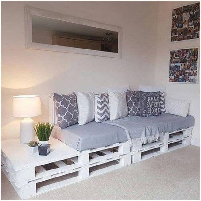 Gray Cushioned Wooden Pallets