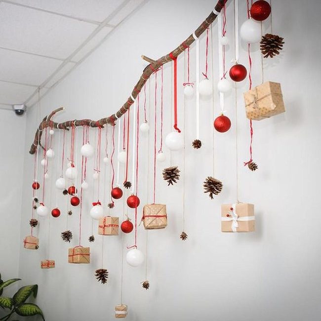 Suspended Branch Red And White Ornaments