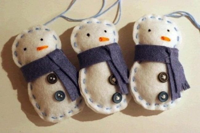 White Felt Snowmen With Navy Scarves