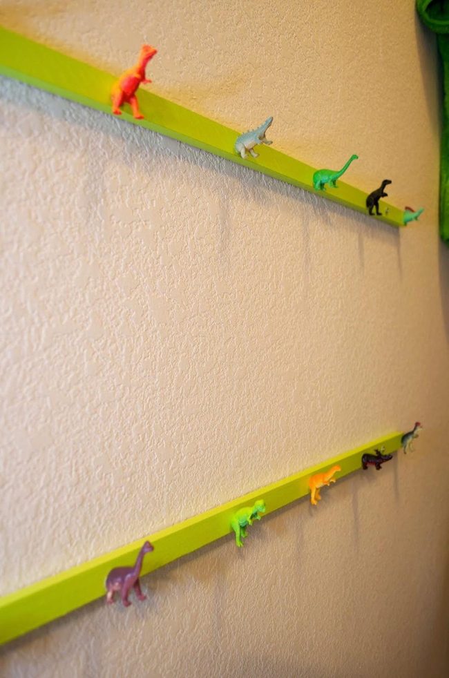 Green Dinosaur Wall Display