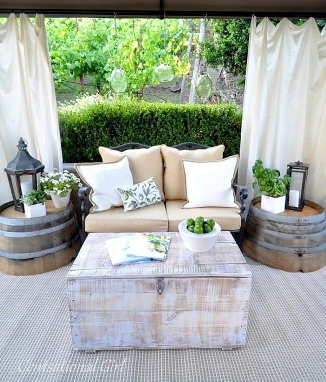 Metal Frame Garden Retreat