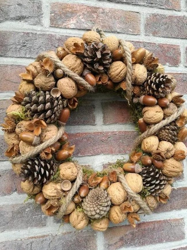 Brown Nut Wreath With Rope