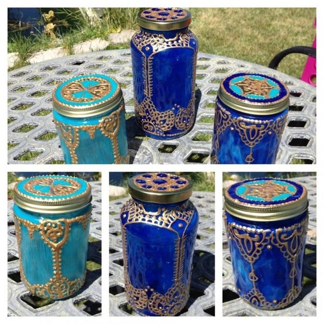 Blue Ceramic Jars With Gold Lace
