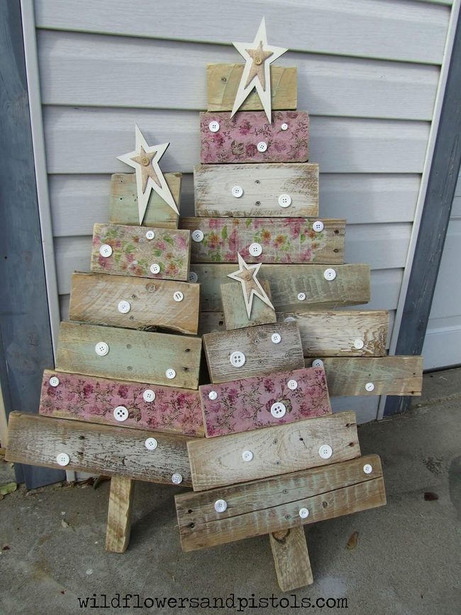 Wooden Stars With Colorful Buttons