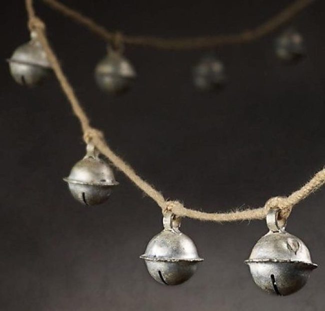 Pewter Bells Chiming Garland
