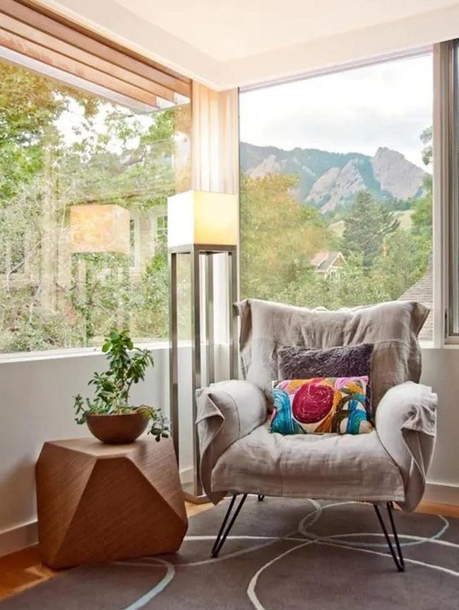 Mountain View Reading Nook