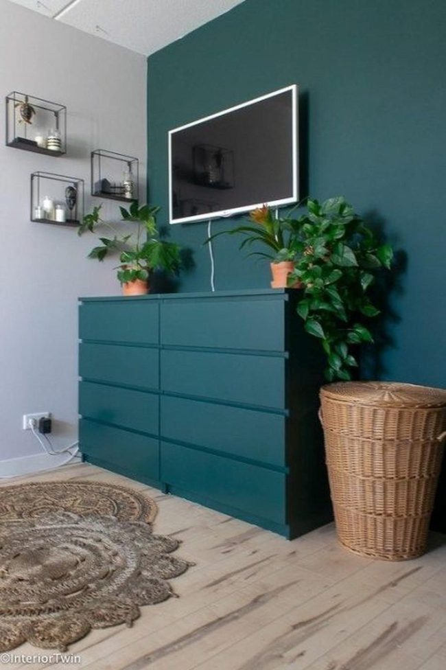 Emerald And Woven Earth