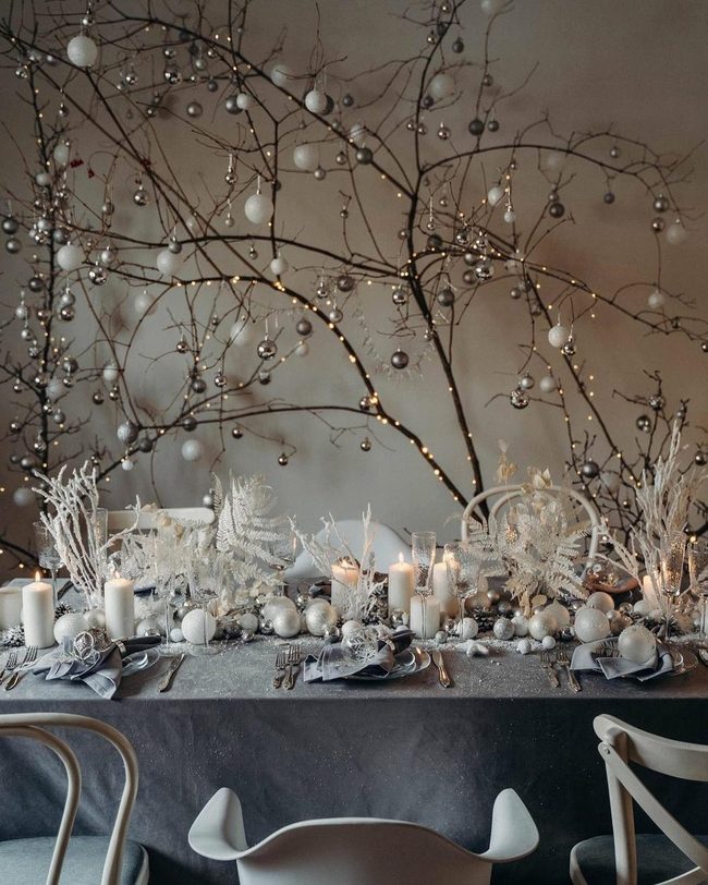 Frosted Branches, Silver Light