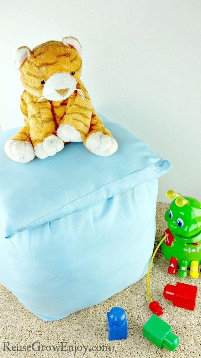 Oatmeal Canisters into Kids Stool