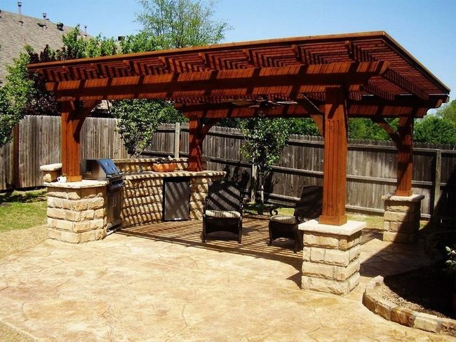 Vertical Brown Stone Gazebo