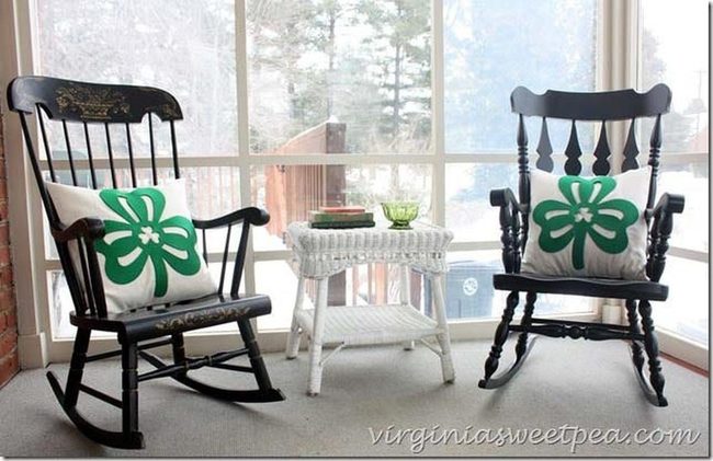 Green Shamrock Pillow Accents