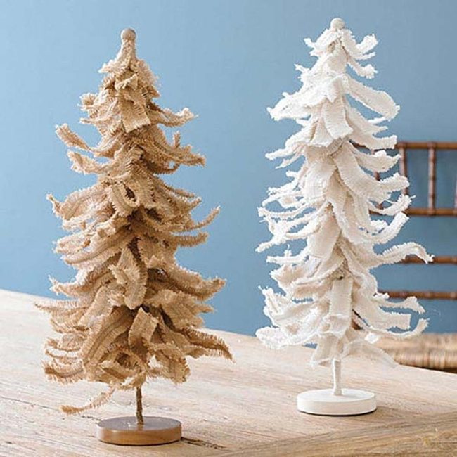 Layered Burlap Tree Statement