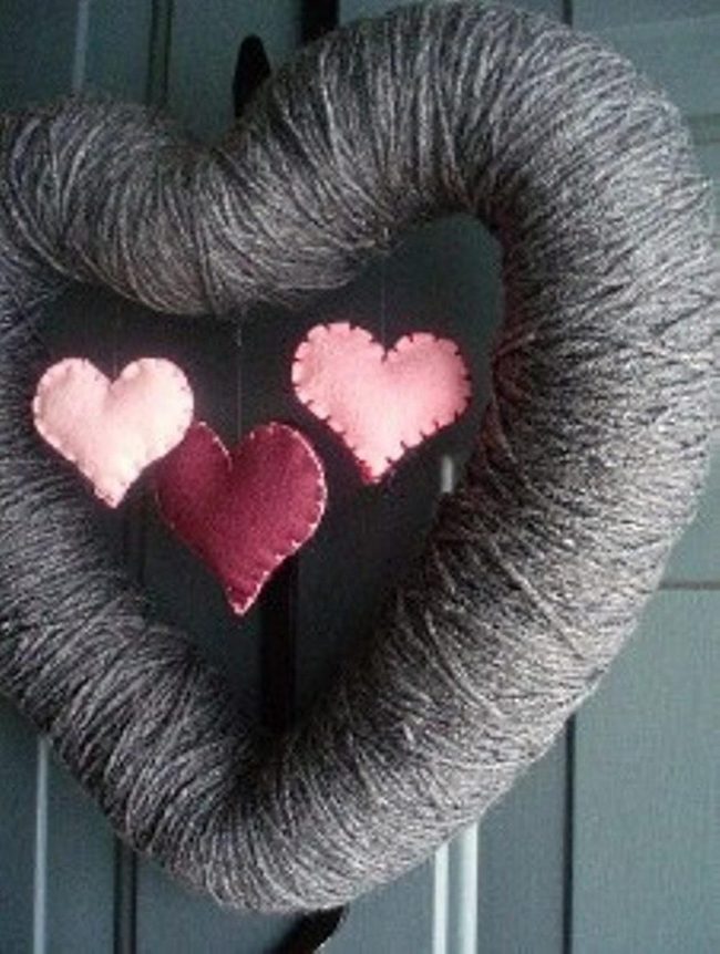 Gray Yarn Heart With Dangling Felt