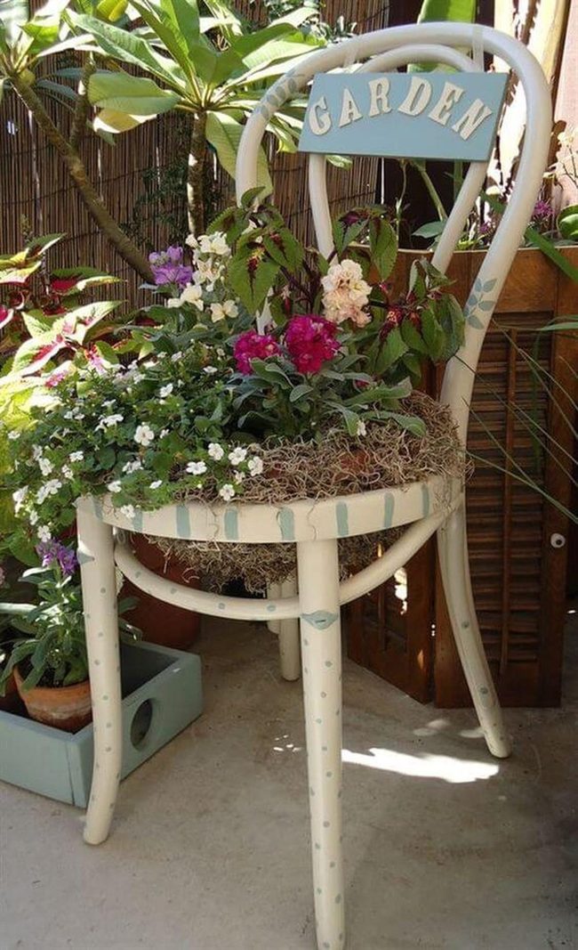 Blooming Chair Garden Statement