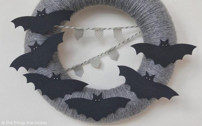 Black Bats White Eyes Wreath