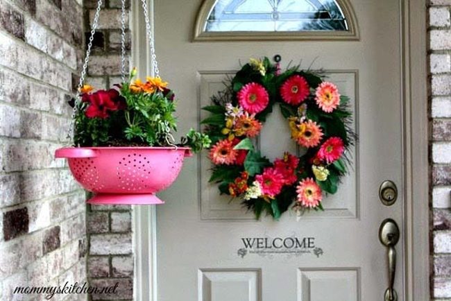 Spray-Painted Colander Hanging Planters