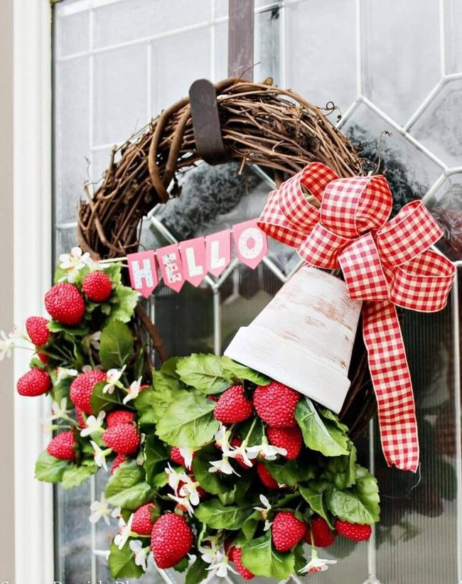 Strawberry Terra-Cotta Summer Welcome