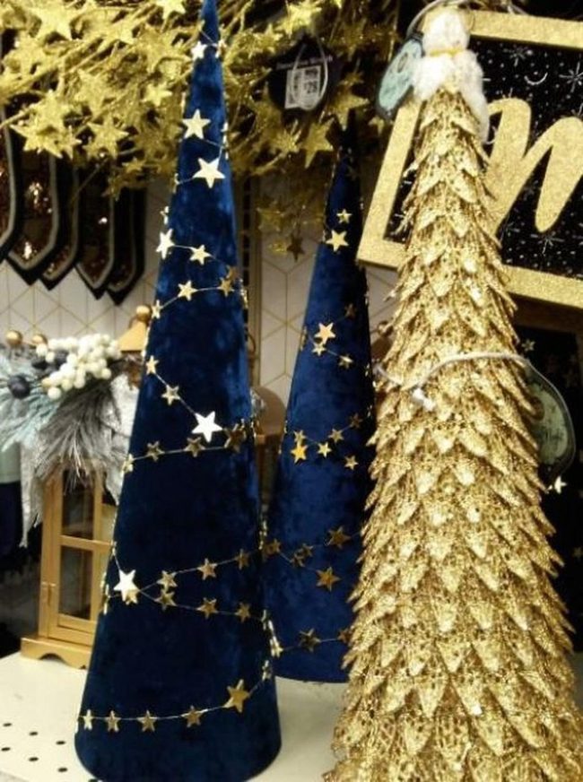 Golden Cones, Glittering Stars