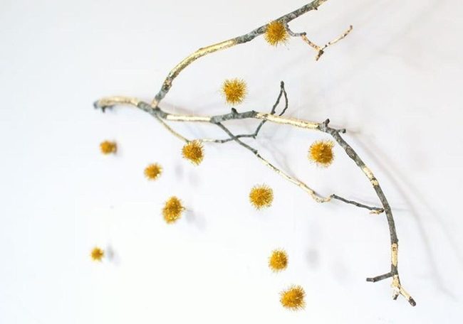 Weathered Branch Yellow Pods