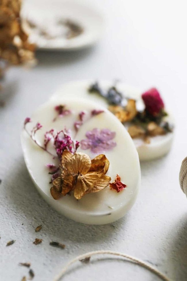 White Soy Wax Oval Favors