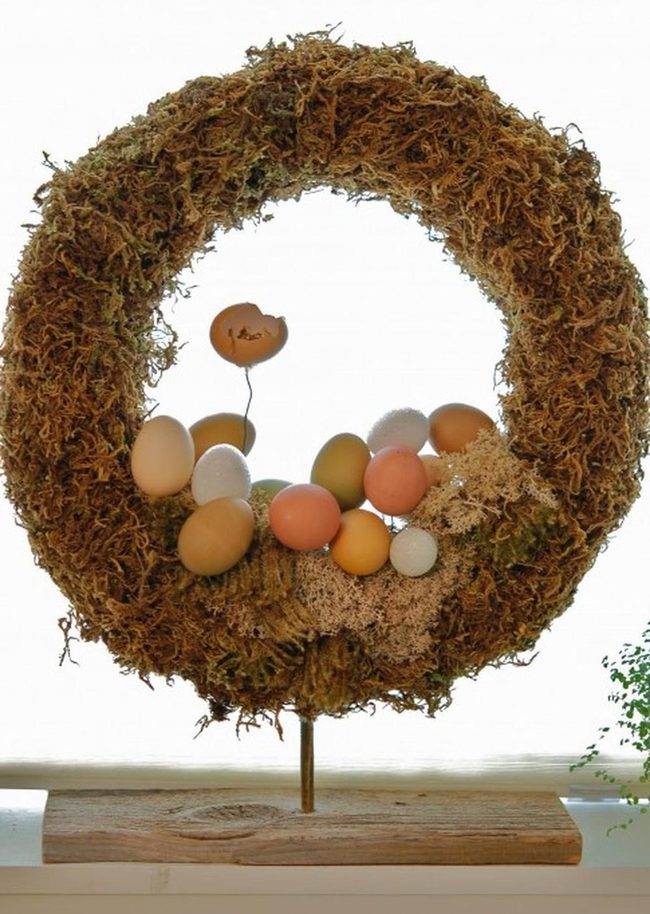 Brown Moss Egg Wreaths