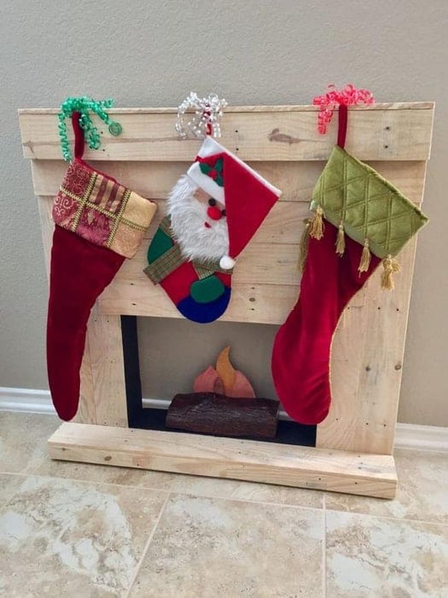 Wooden Pallet Christmas Stockings