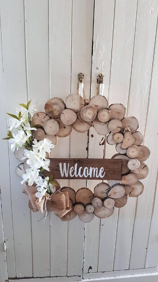 Round Wood Slice Welcome Wreath