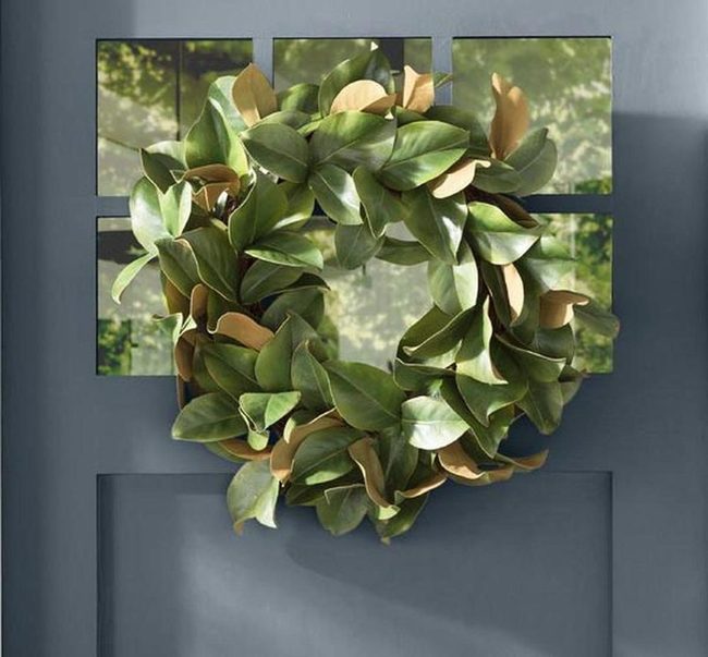 Magnolia Green Statement Wreath