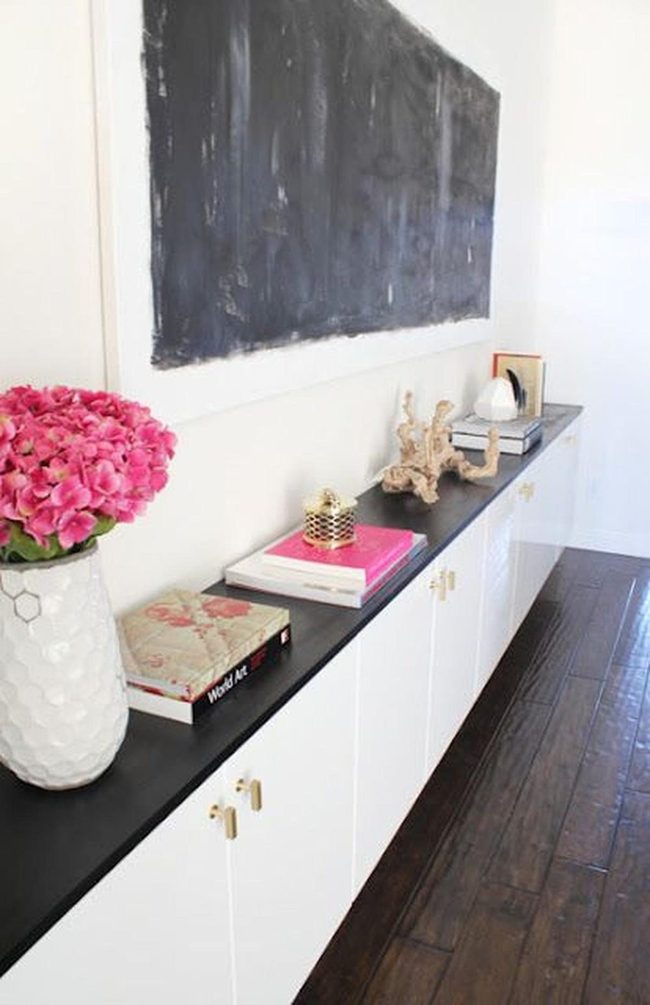 Pink Blooms, Black Contrast Kitchen