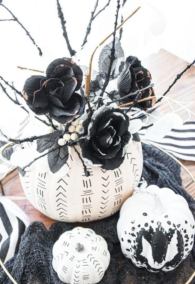 Black Pumpkins, Modern Spook