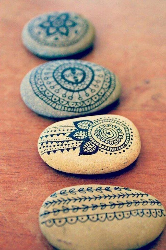 Etched Stone Dark Elegance