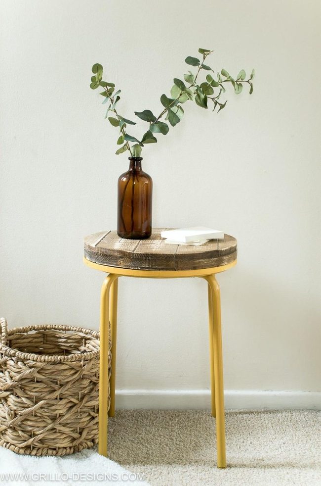 Yellow Metal Legs, Wood Tables