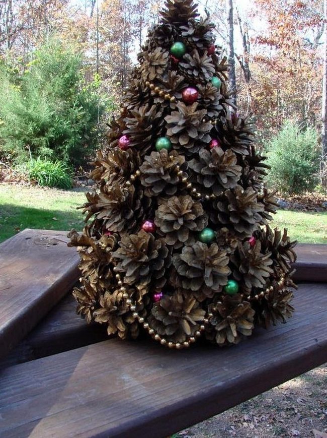 Pinecone Tree With Golden Spirals