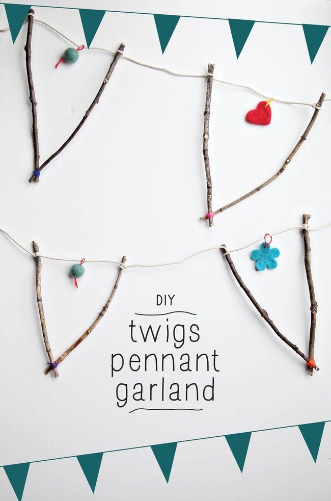 Wooden Stick Pennant Garland