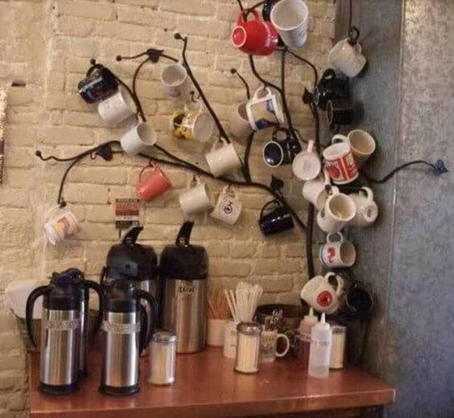 Hanging Mugs On Tree Rack